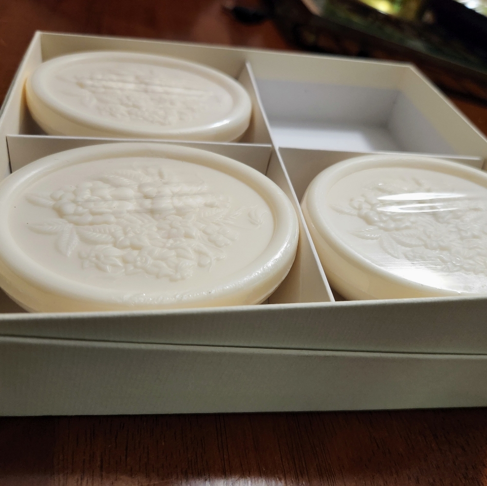 Lily of the Valley Soaps, Net Weight 3 x 5.25 oz, Made in France,